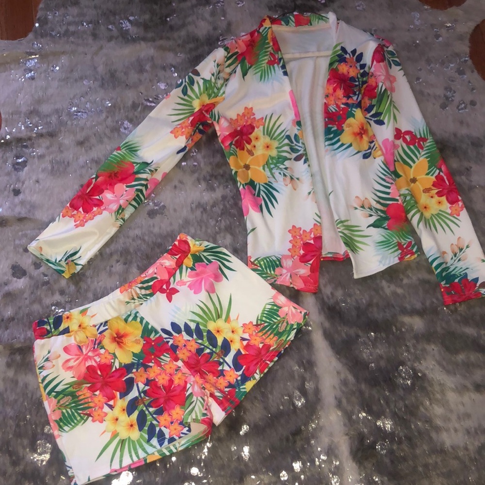 Two piece floral set